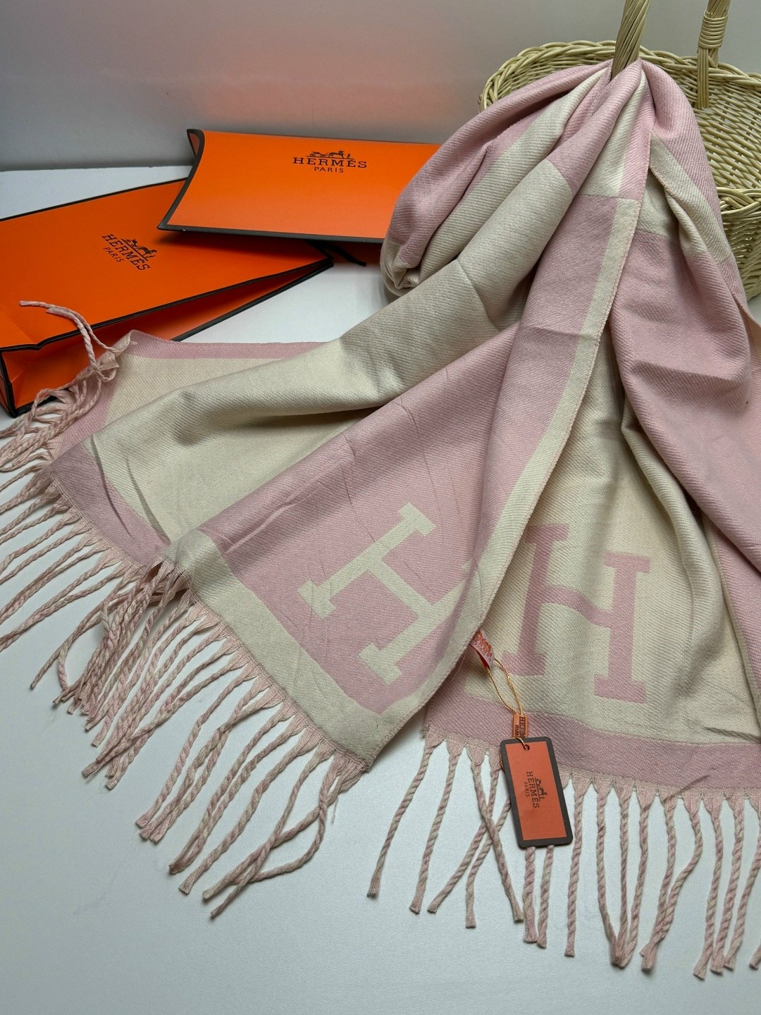 палантин кашемировый hermes,палантин hermes,палантин кашемировый двухсторонний,кашемировый палантин,женские кашемировые шарфы