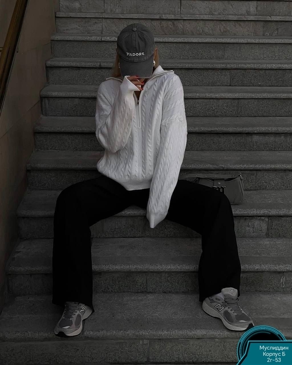 свитеры модные,свитер кофта,женская кофта,белый свитер оверсайз,свитер с высоким воротником