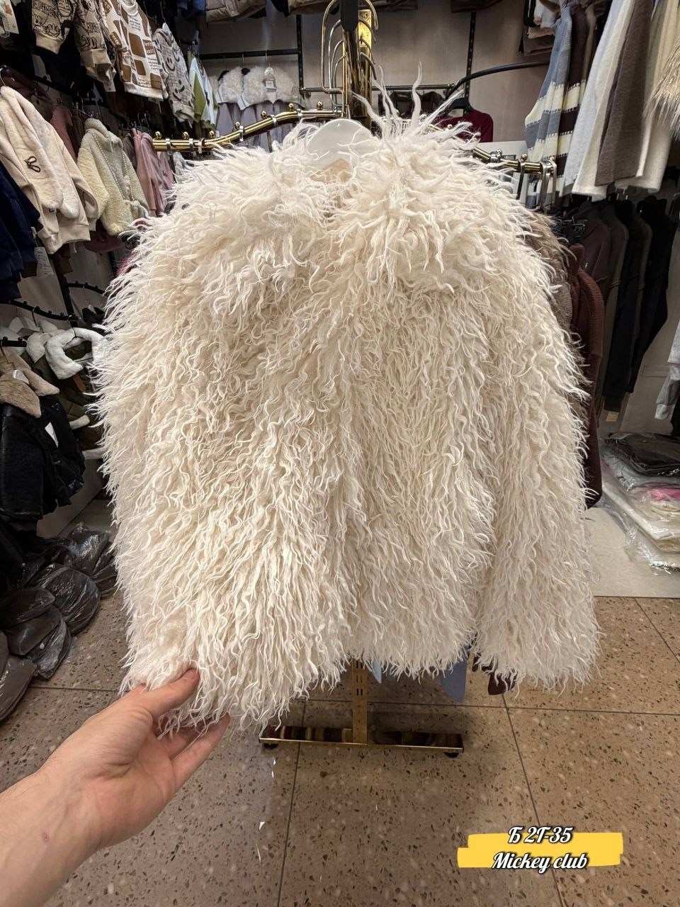 куртка из искусственного меха,пальто из искусственного меха,куртка из натурального меха,меховая куртка,женская шуба из натурального овечьего меха