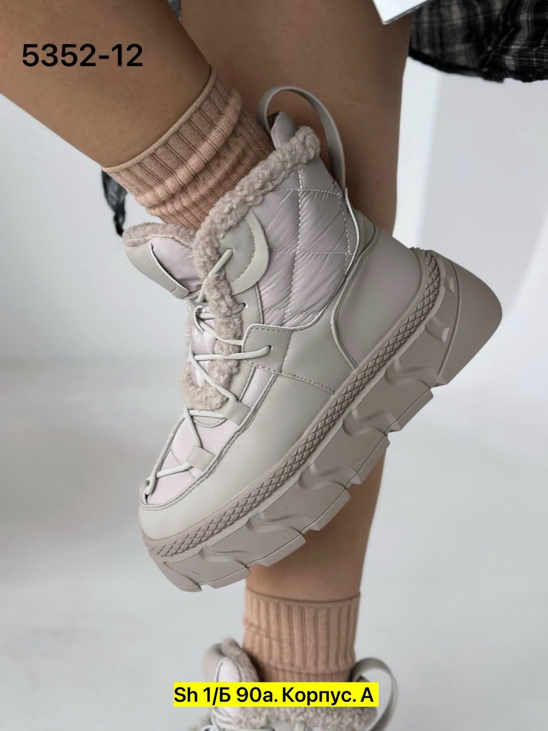 ,дутики женские,зимняя  женская,дутики зимние на платформе,женские ботинки зимние