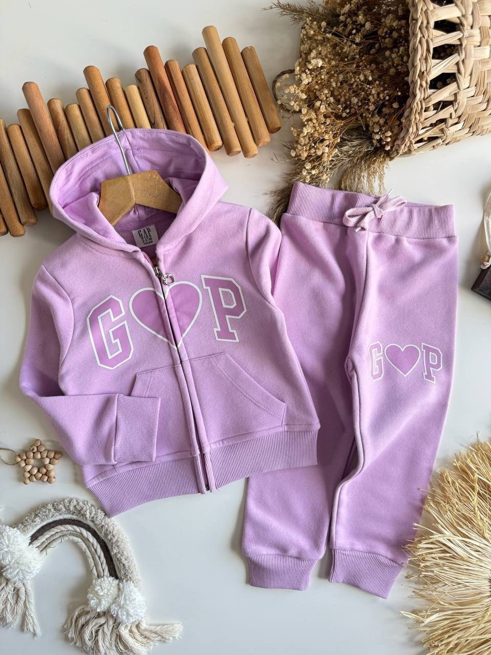 костюмы спортивные для девочки,костюмчик,детские спортивные костюмы,спортивные костюмы на флисе,костюм фиолетовый