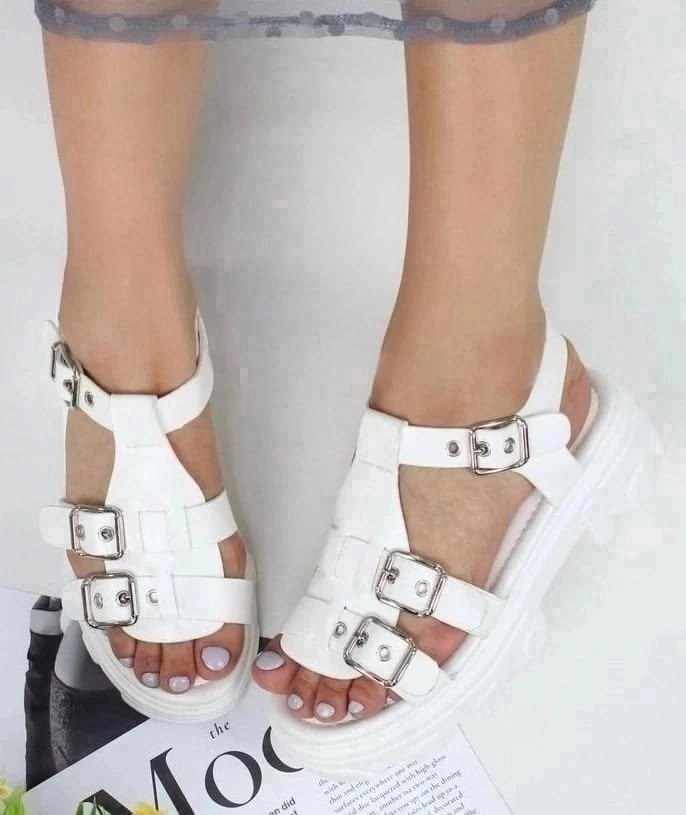 босоножки на большой подошве,массивные босоножки,женские босоножки,спортивные босоножки,босоножки на платформе