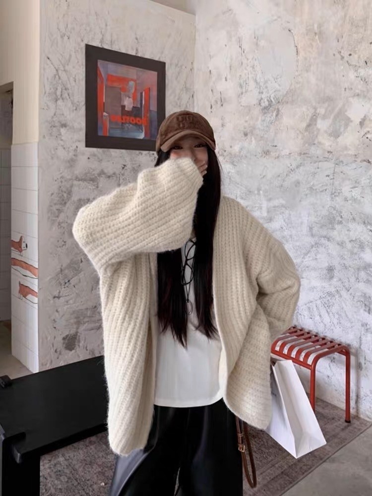 пальто из искусственного меха,вязаный кардиган с капюшоном,меховое пальто с капюшоном,пальто теплое,вязаная куртка