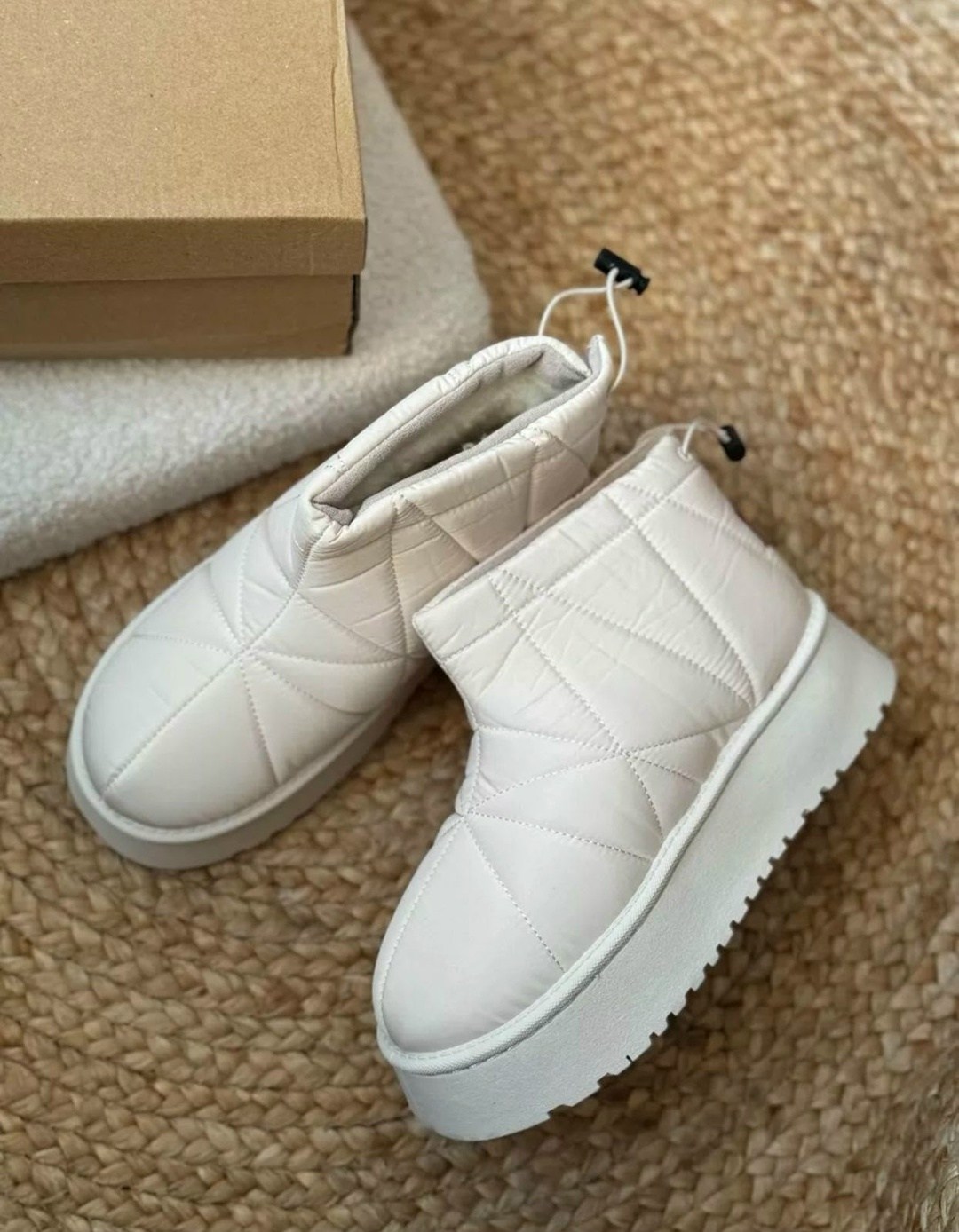 ,угги женские,угги дутики женские короткие на высокой платформе,дутики женские,угги женские зимние