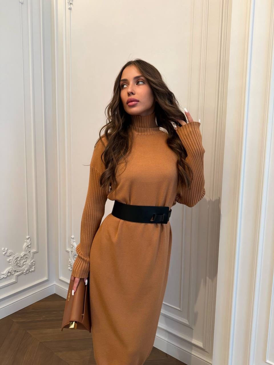 трикотажное платье,платье с поясом,платье cвободного кроя,платье,платье вязаное