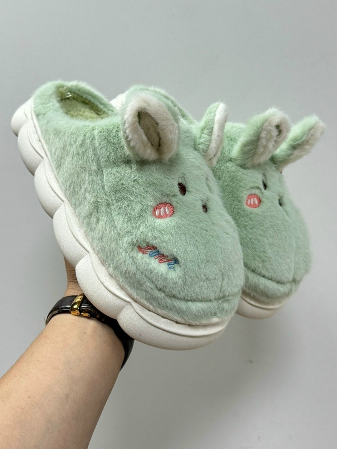 плюшевые тапочки,домашние тапочки,домашние тапочки плюшевые,домашние тапочки теплые,милые тапочки