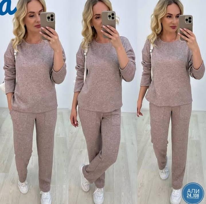 трикотажные костюмы,костюмы брючные,женские костюмы,костюм женский на флисе,спортивные костюмы женские