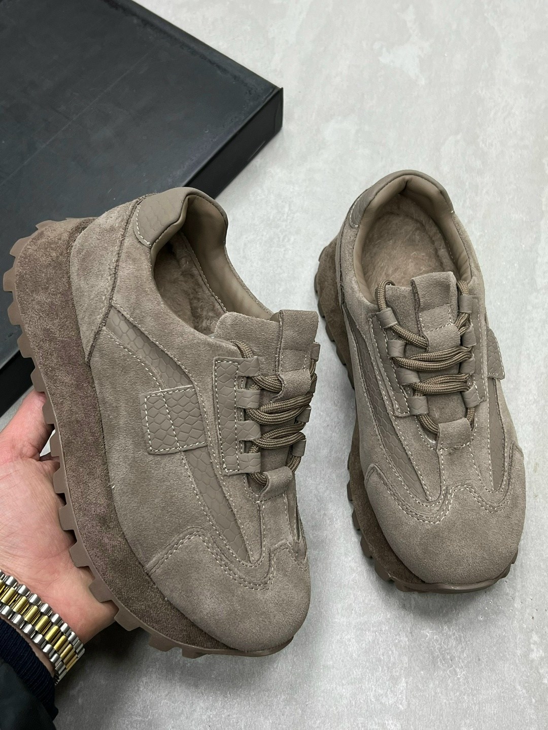 ,замшевые кроссовки,кроссовки женскиe,кроссовки коричневые женские,кроссовки для женщин