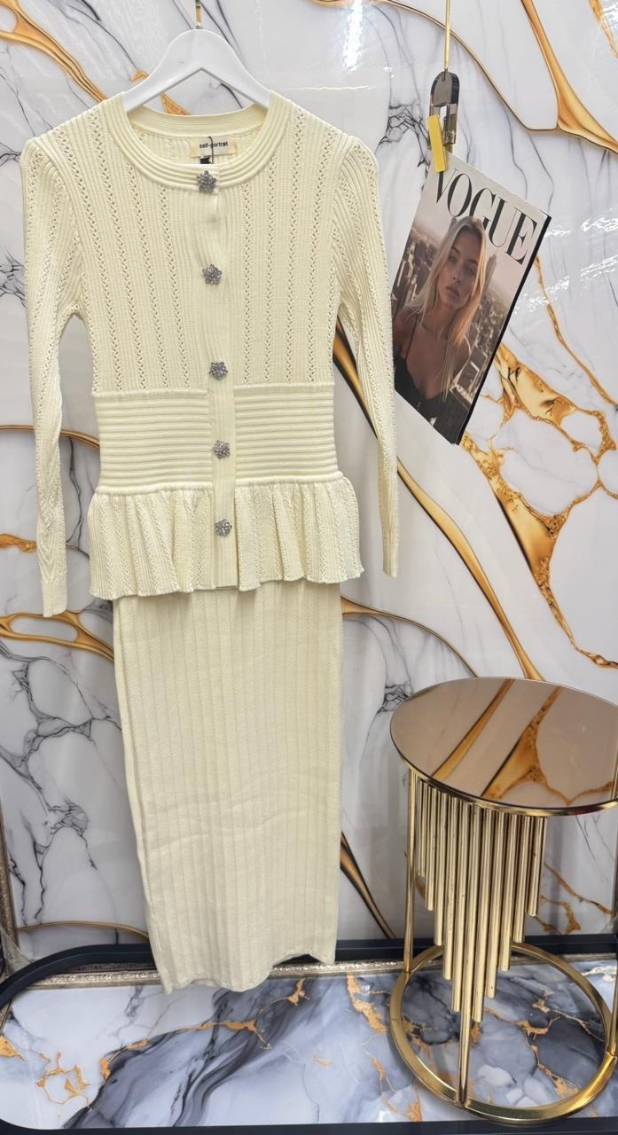 костюм с юбкой трикотажный,трикотажные костюмы,женские костюмы с юбкой,трикотажный костюм женский,стильные костюмы