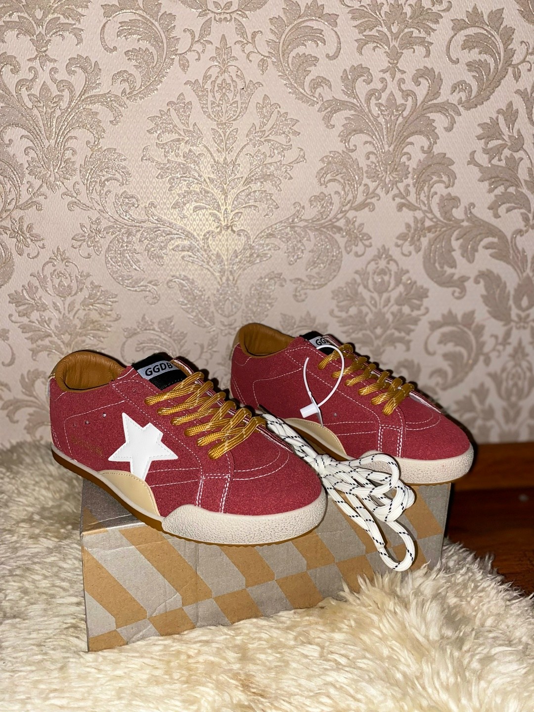 ,кроссовки golden goose,кеды golden goose,golden goose deluxe brand,golden goose