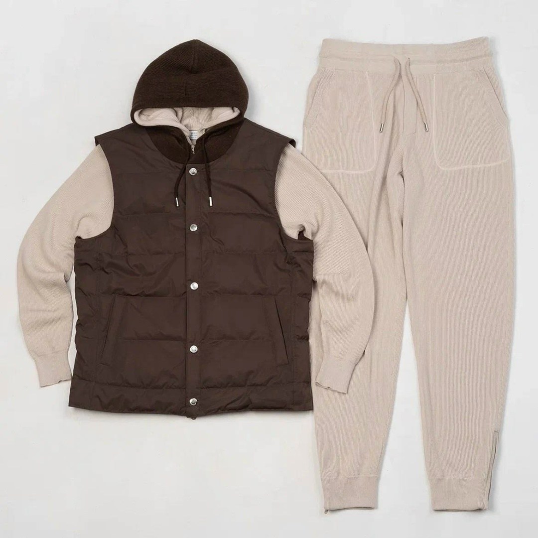 жилет коричневый,теплый жилет,спортивные мужские костюмы,жилет