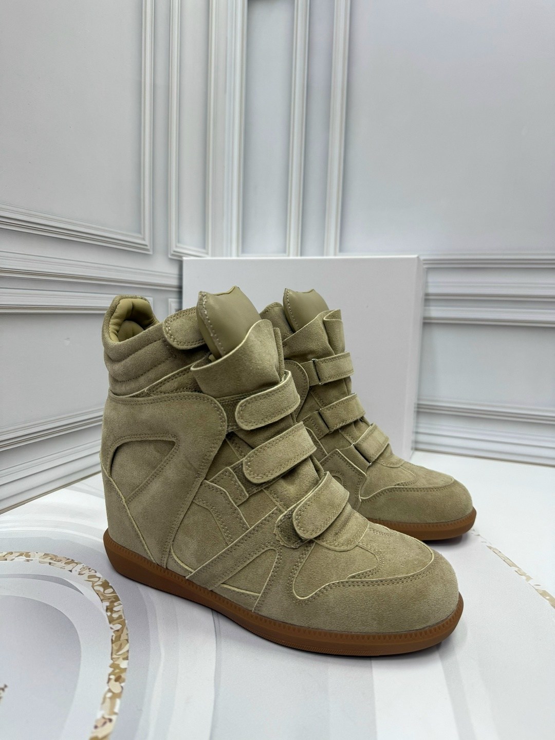 кроссовки изабель марант,сникерсы изабель марант,,изабель марант ,изабель марант кроссовки на танкетке