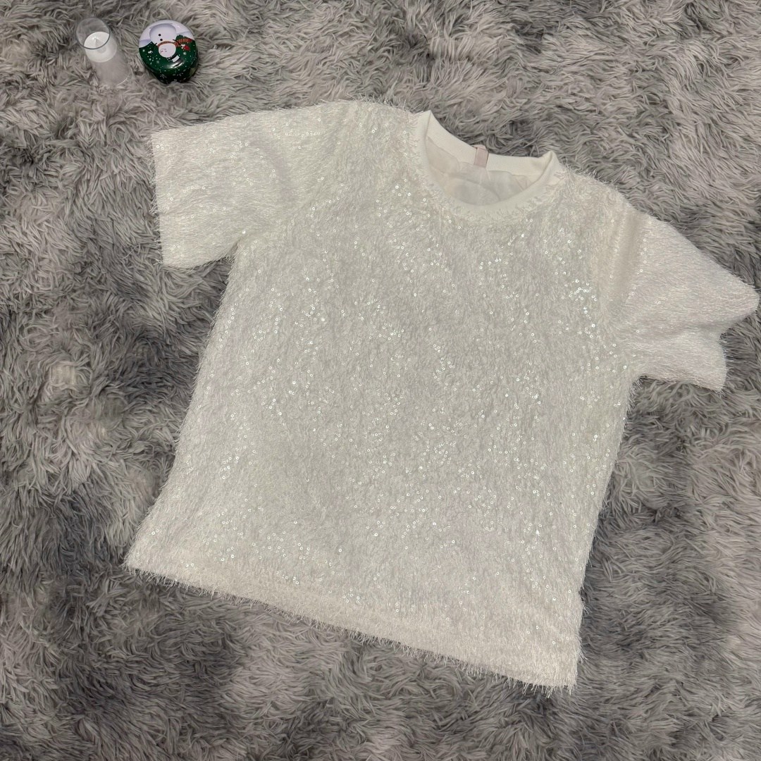 футболка с пайетками,футболка с пайетками женская,футболка с блестками,футболки женская,блузка с пайетками