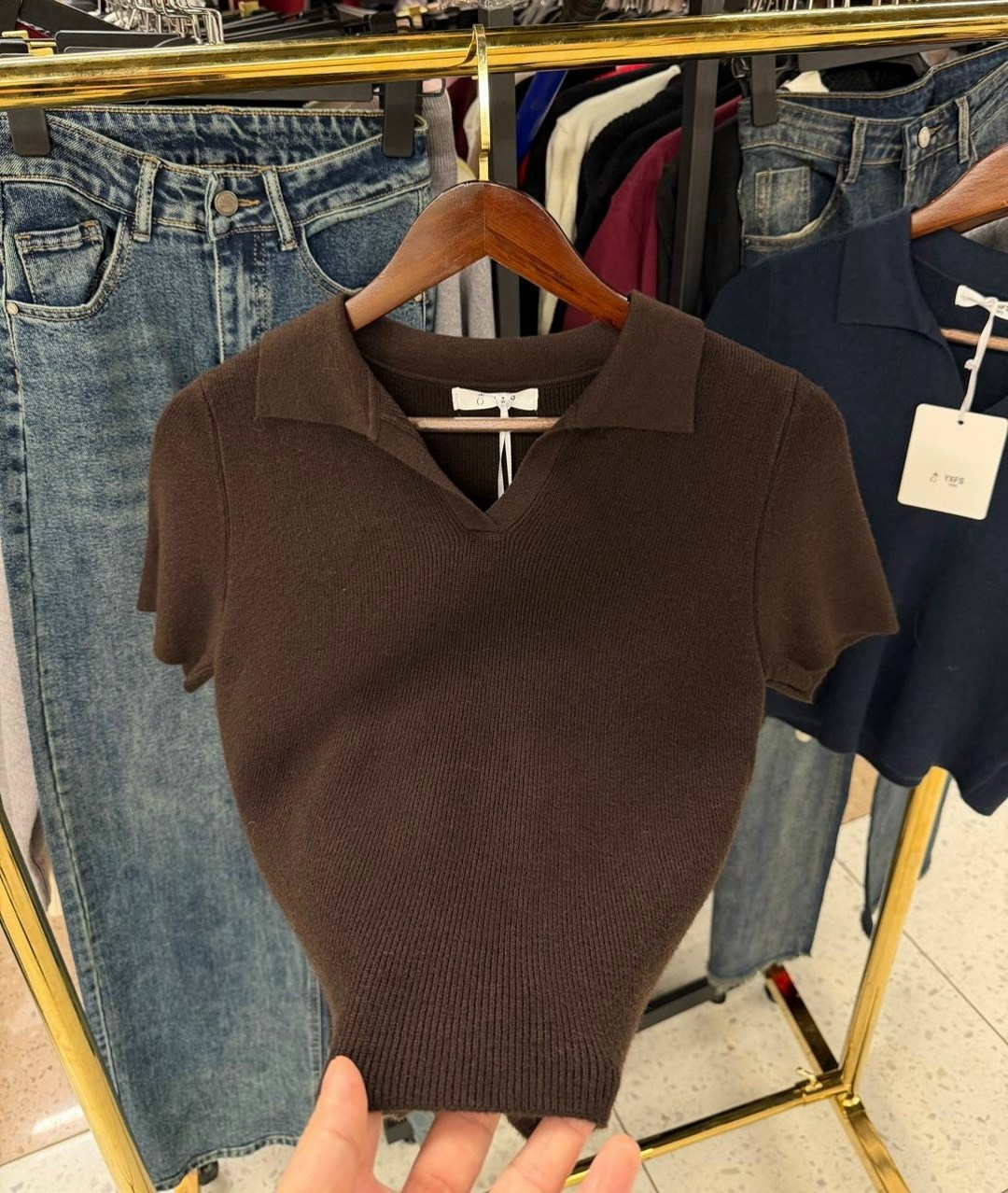 футболки женская,одежда повседневная,одежда стильная,футболки с воротником,женской одежды