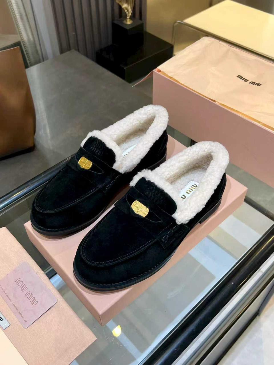 ,женские лоферы,лоферы на меху,лоферы miu miu,женская