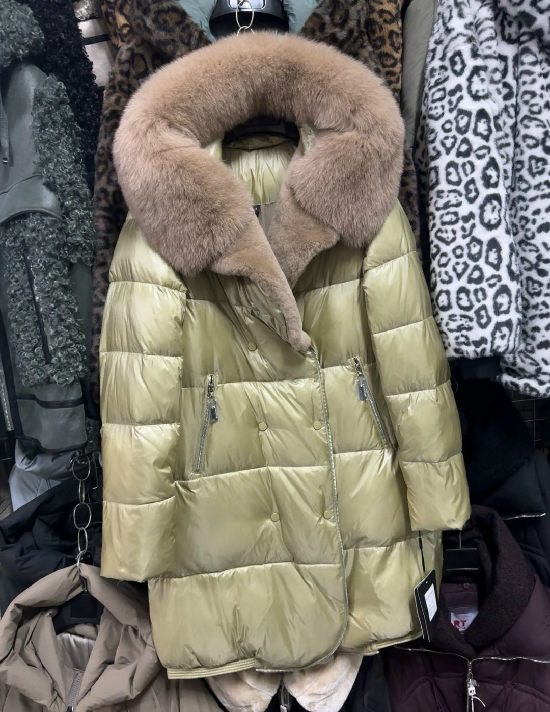 куртка пуховик,женский пуховик,пуховики с натуральным мехом,пуховик,зимние куртки