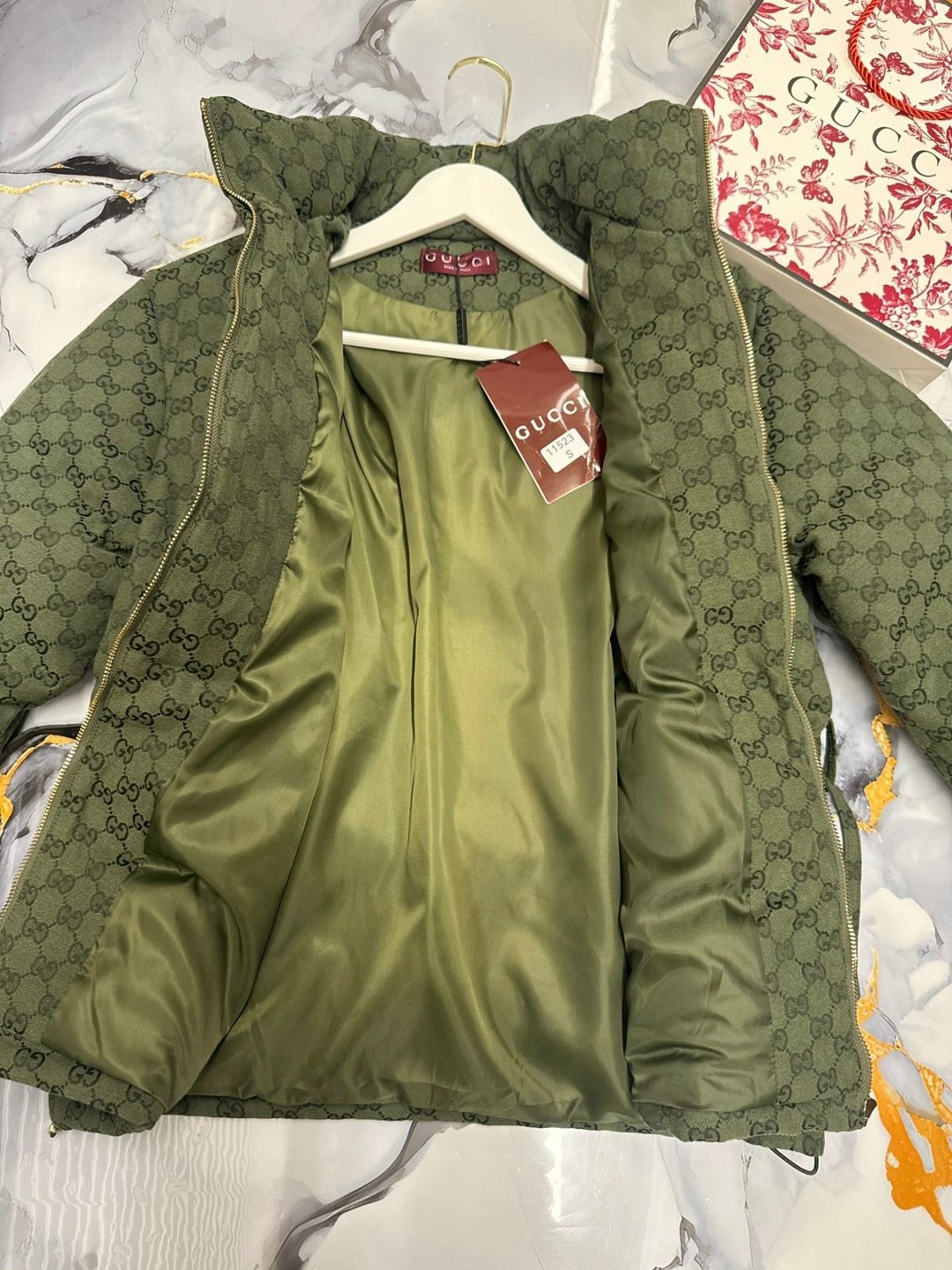 пуховик gucci,демисезонная куртка,куртка гуччи женская,куртка женская,зимние куртки