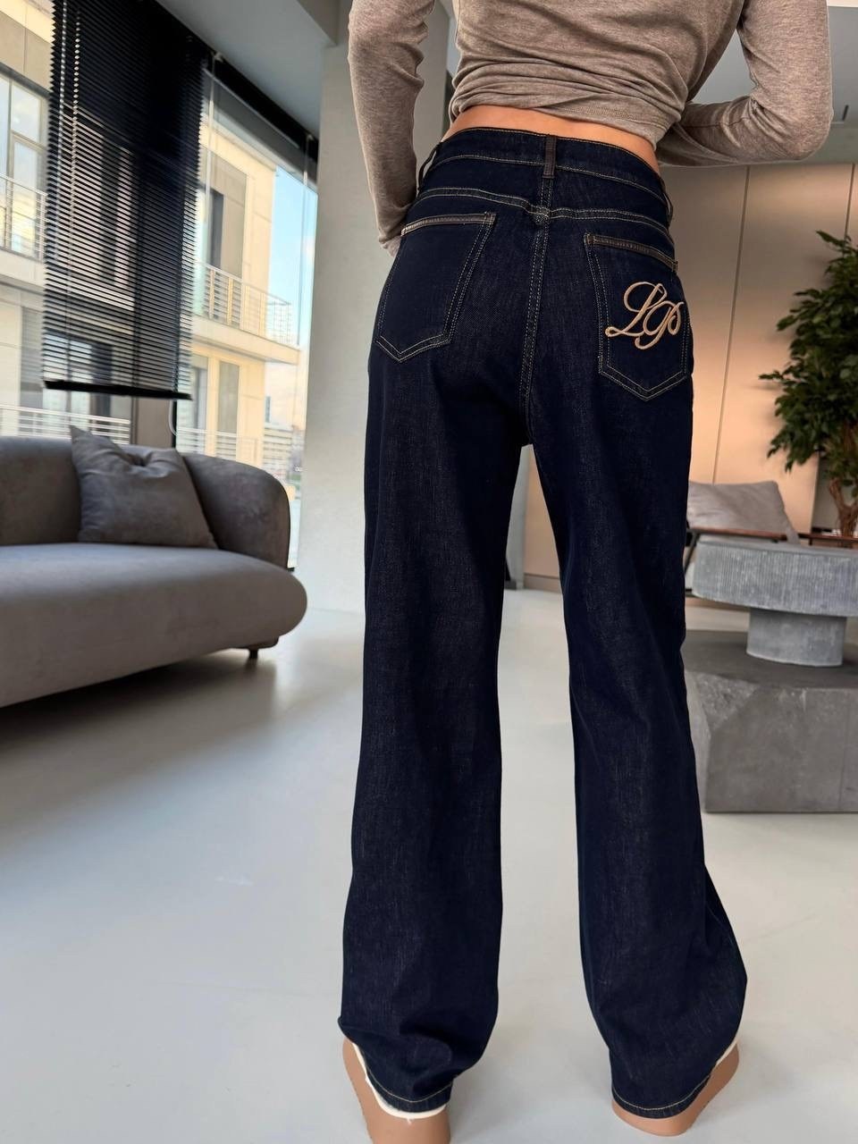 женские джинсы,джинсы модные,стильные джинсы,джинсы брендовые,джинсы джинсы