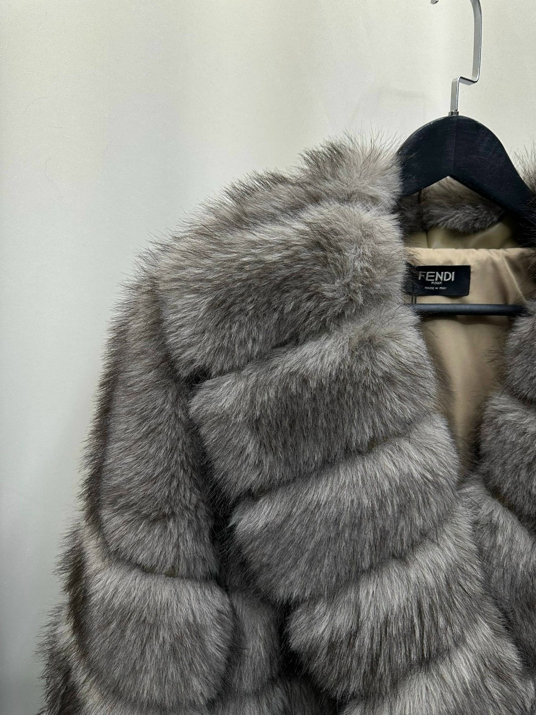 женская шуба из натурального меха кролика рекс,шиншилла шуба,шуба кролик рекс,женская шуба из натурального меха кролика,шуба из кролика рекс