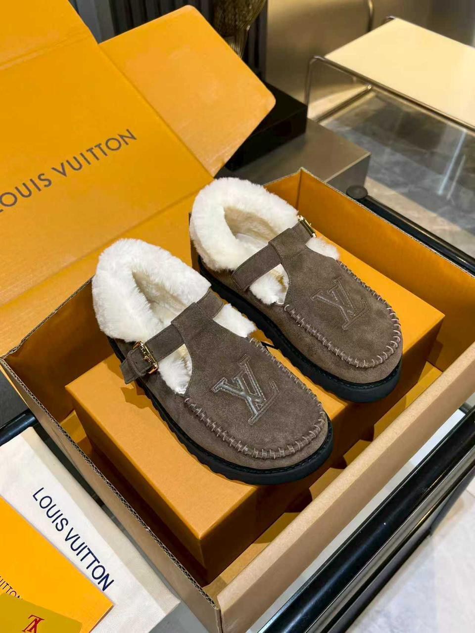,ботинки louis vuitton,меховая ,женская ,лоферы на меху