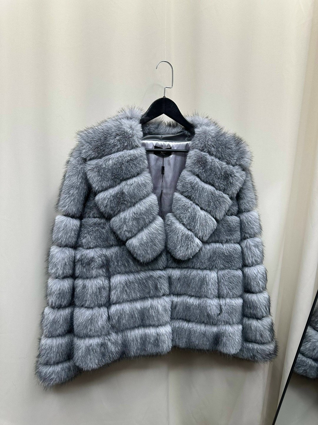 женская шуба из натурального меха кролика рекс,шиншилла шуба,шуба кролик рекс,женская шуба из натурального меха кролика,шуба из кролика рекс