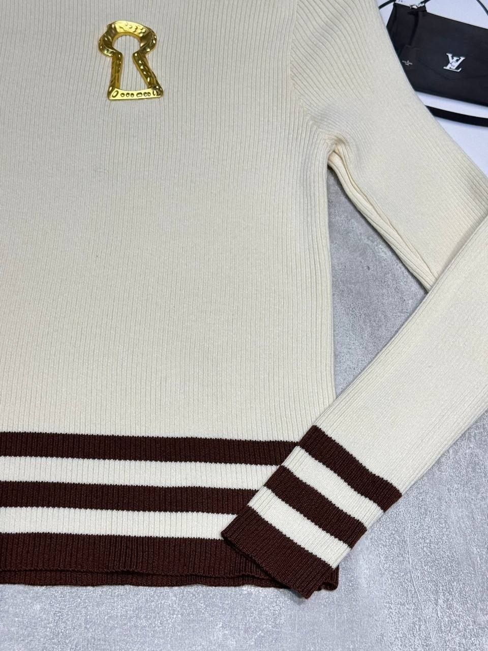 свитеры модные,джемпер свитер женский,трикотажный свитер,кофта женская,свитера женские