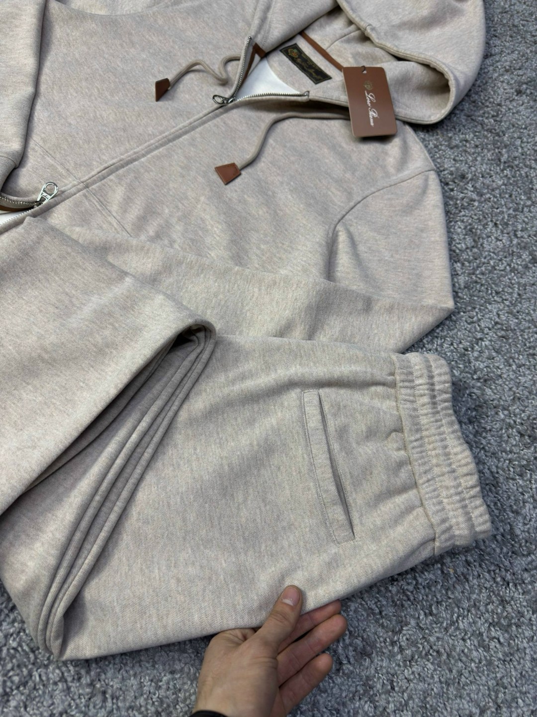 спортивный костюм loro piana,спортивный костюм brunello cucinelli,костюм loro piana,мужские спортивные костюмы,костюм brunello cucinelli