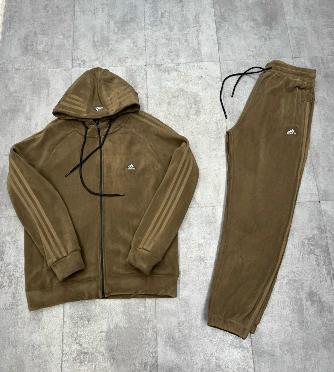 зип худи бежевая адидас,зип худи adidas essentials,adidas hoodie,толстовка adidas,толстовка адидас