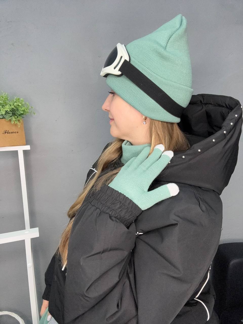 перчатки лыжные,перчатки женские зимние,перчатки зимние,перчатки спортивные,комплект шапки