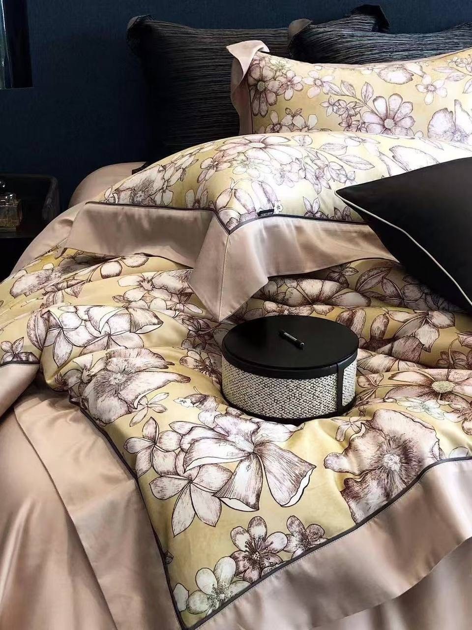 роскошный комплект постельного белья,комплект постельного белья,постельное белье,красное постельное белье,комплект постельного белье евро