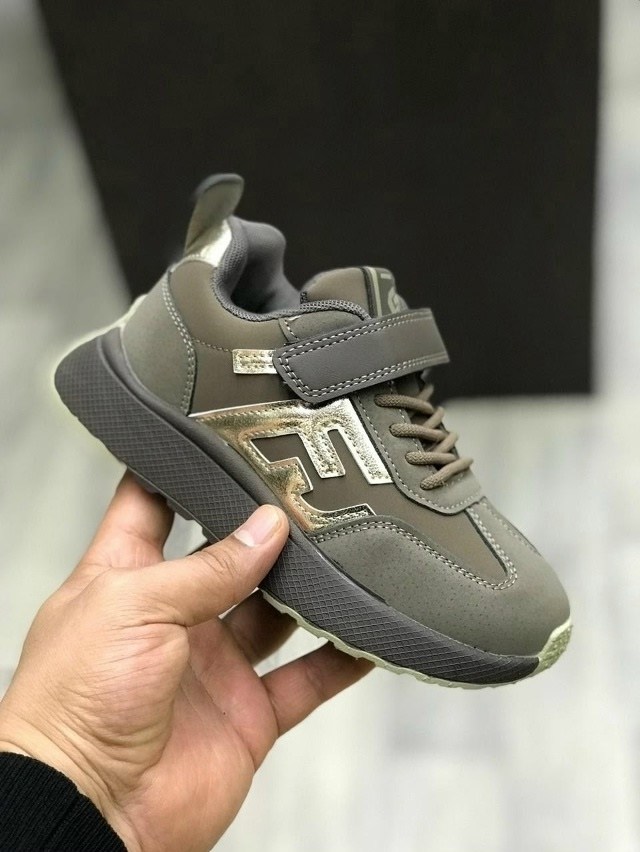 кроссовки,детские кроссовки,кроссовки мальчику,кроссовка детская,детская