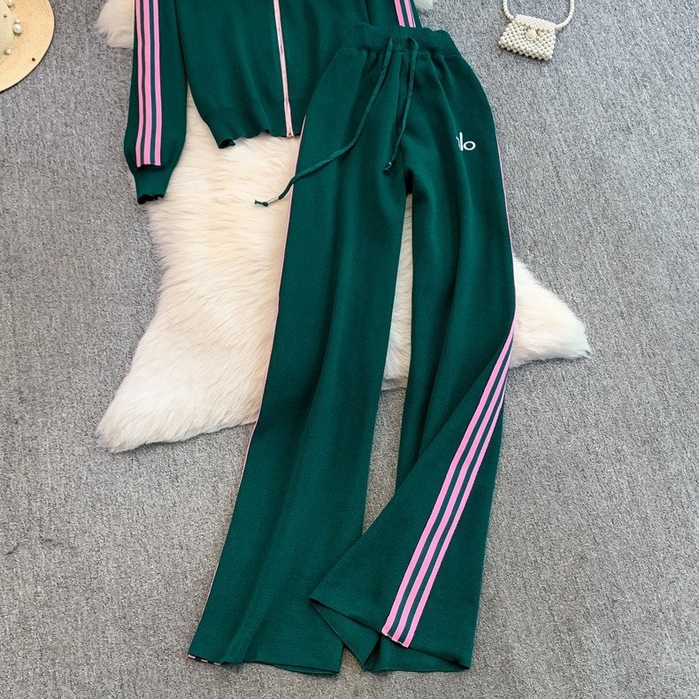 спортивные костюм,женский спортивный костюм,трикотажные костюмы,спортивный костюм стильный,повседневный спортивный костюм