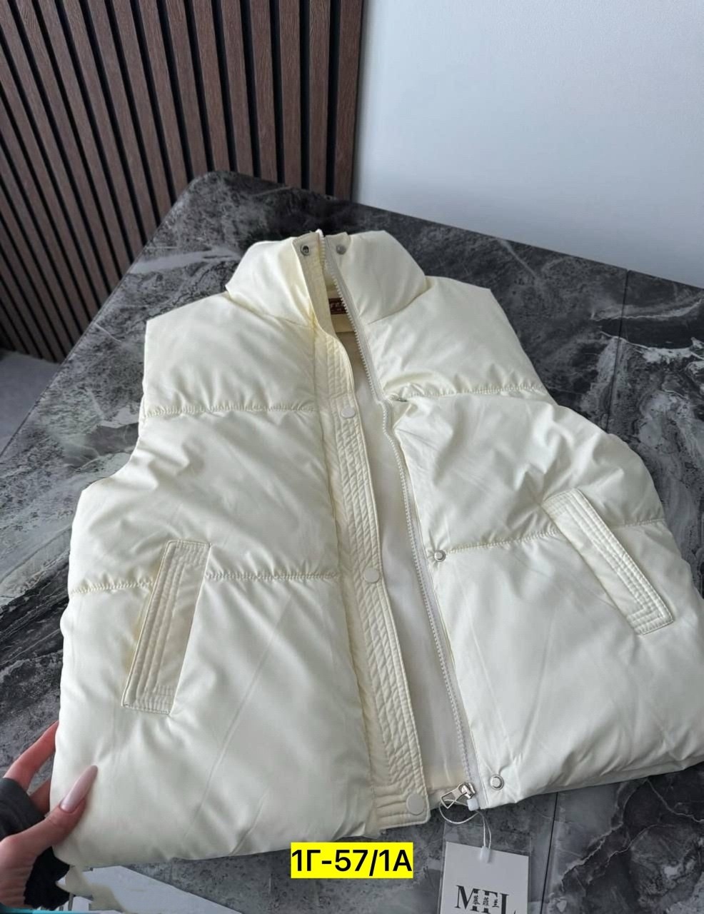 жилетка теплая женская,жилетка женская,жилетка оверсайз женская теплая,жилетка короткая,жилетка пуховик