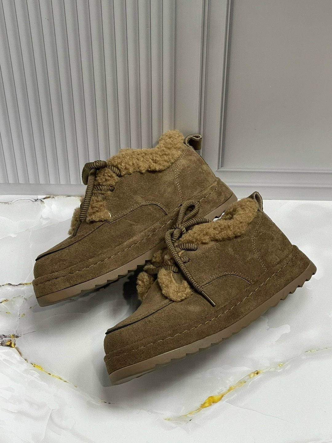 женская зимняя,,ботинка женские зимние,зимние ботинки,ботинки замшевые