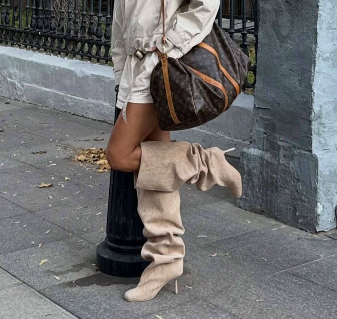 высокие сапоги,женские сапоги,модные сапоги,сапоги до колен,замшевые сапоги