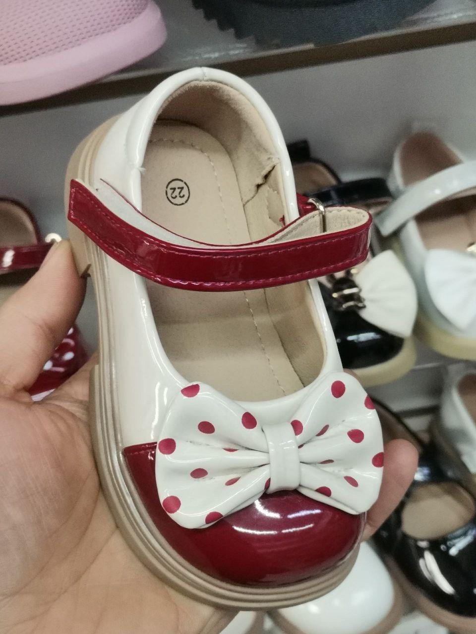 ,лаковые туфельки для девочки,туфли для девочек,туфли детские для девочек,туфли для девочек нарядные