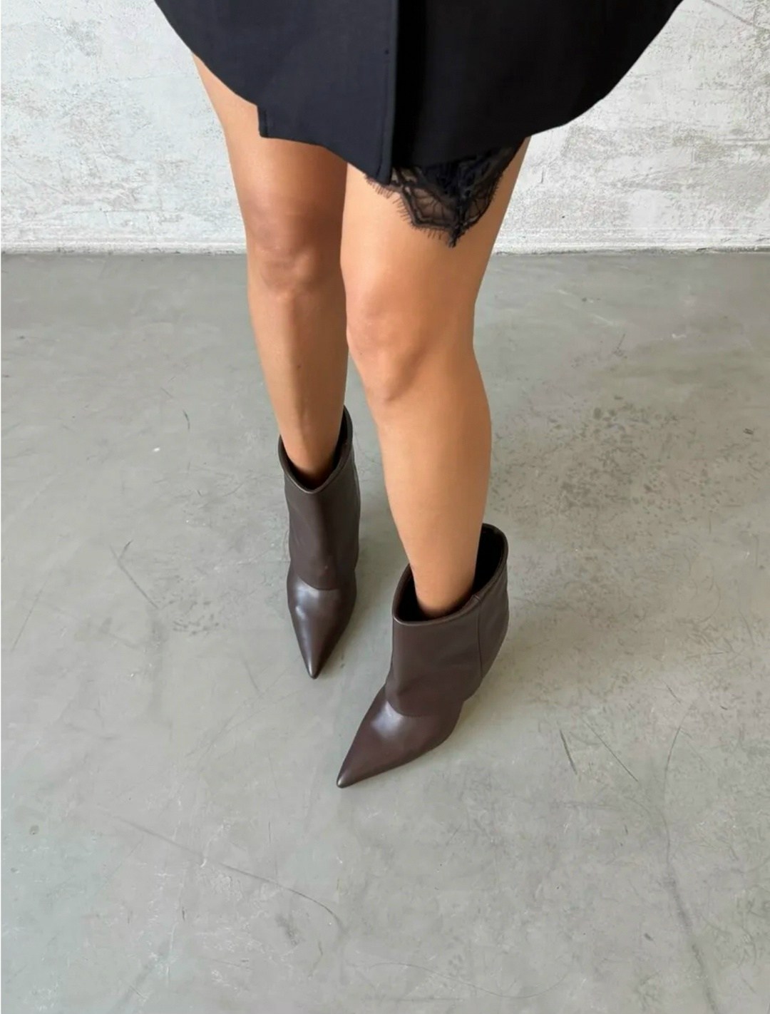 ботильоны женские,коричневые ботильоны,модные ботильоны,ботильоны на шпильках,короткие сапоги