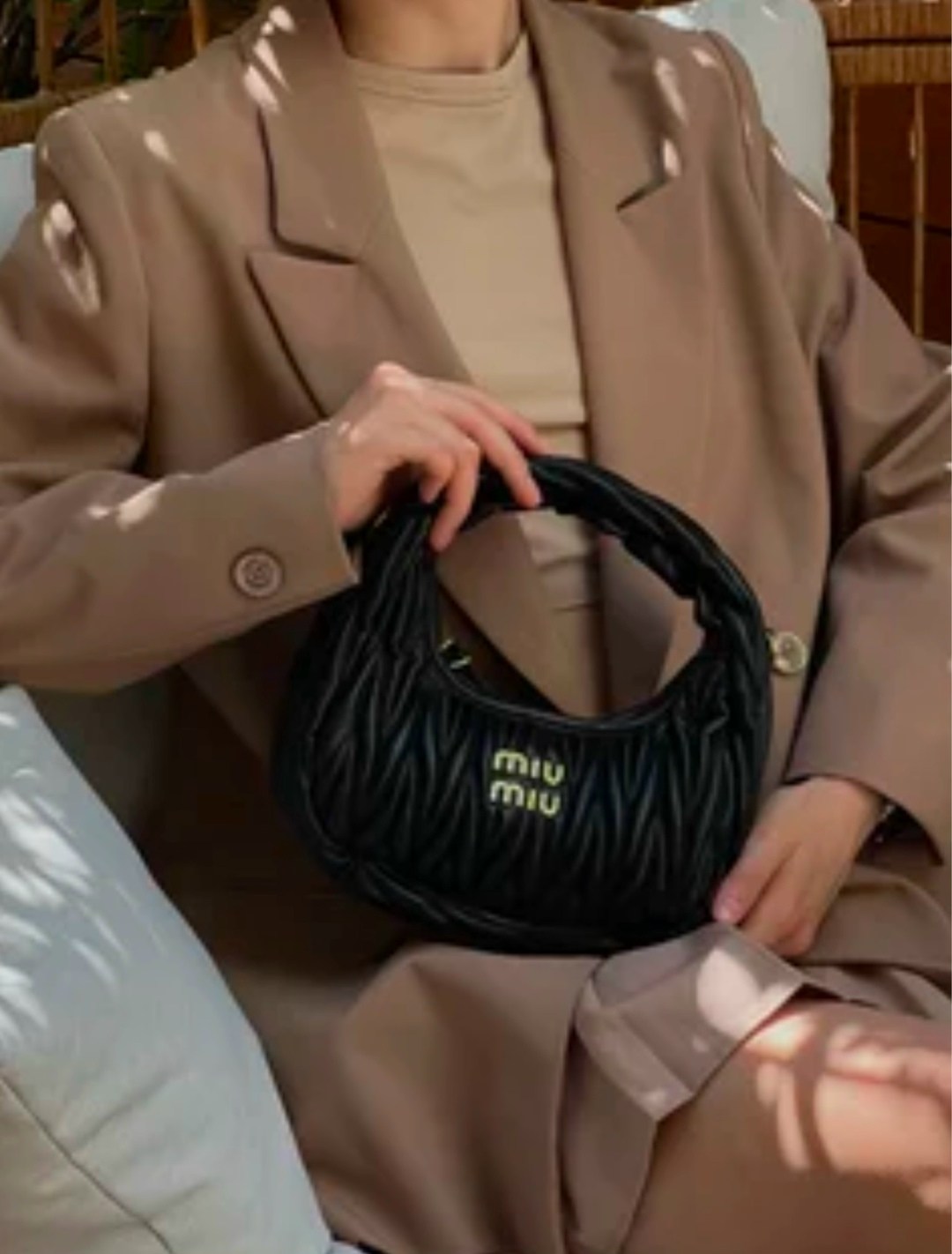 сумка миу миу,miu miu сумка на плечо,сумка miu miu,сумка миу миу оригинал,сумка женская miu miu