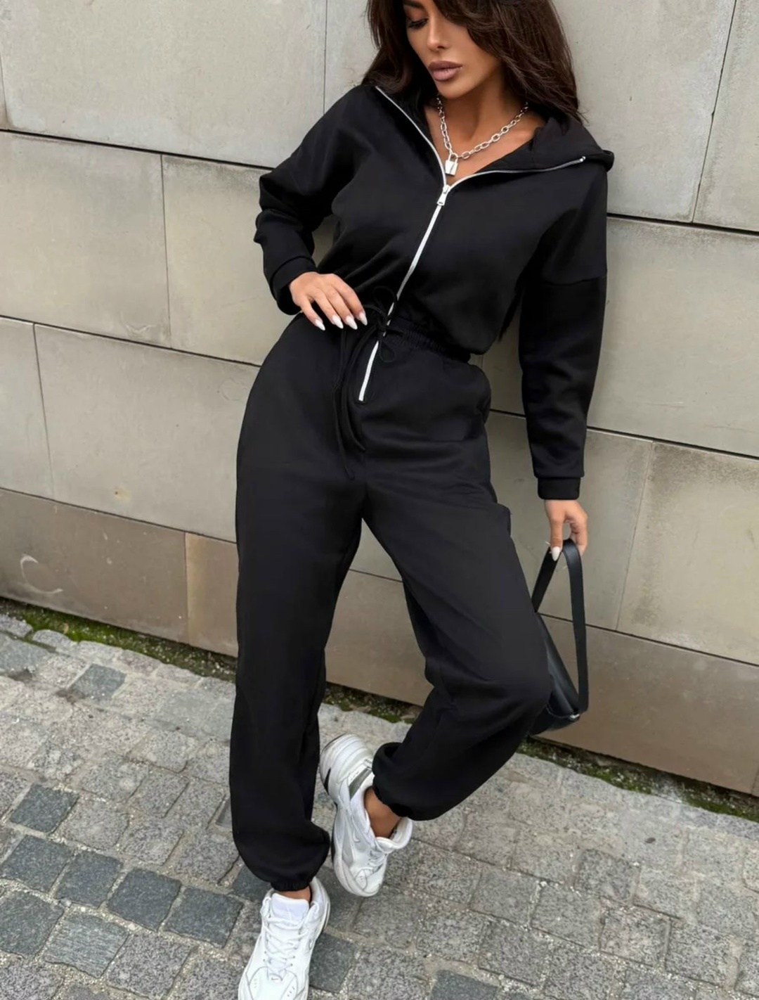 комбинезон на флисе,комбинезон с капюшоном,женские комбинезоны,женский комбинезон с капюшоном,теплый комбинезон