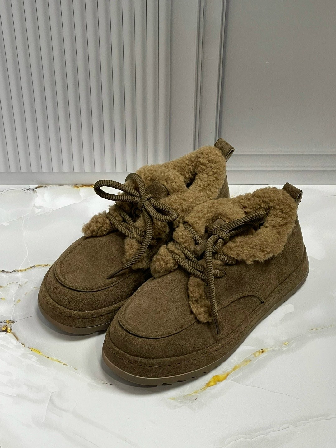 женская зимняя,,ботинка женские зимние,зимние ботинки,ботинки замшевые