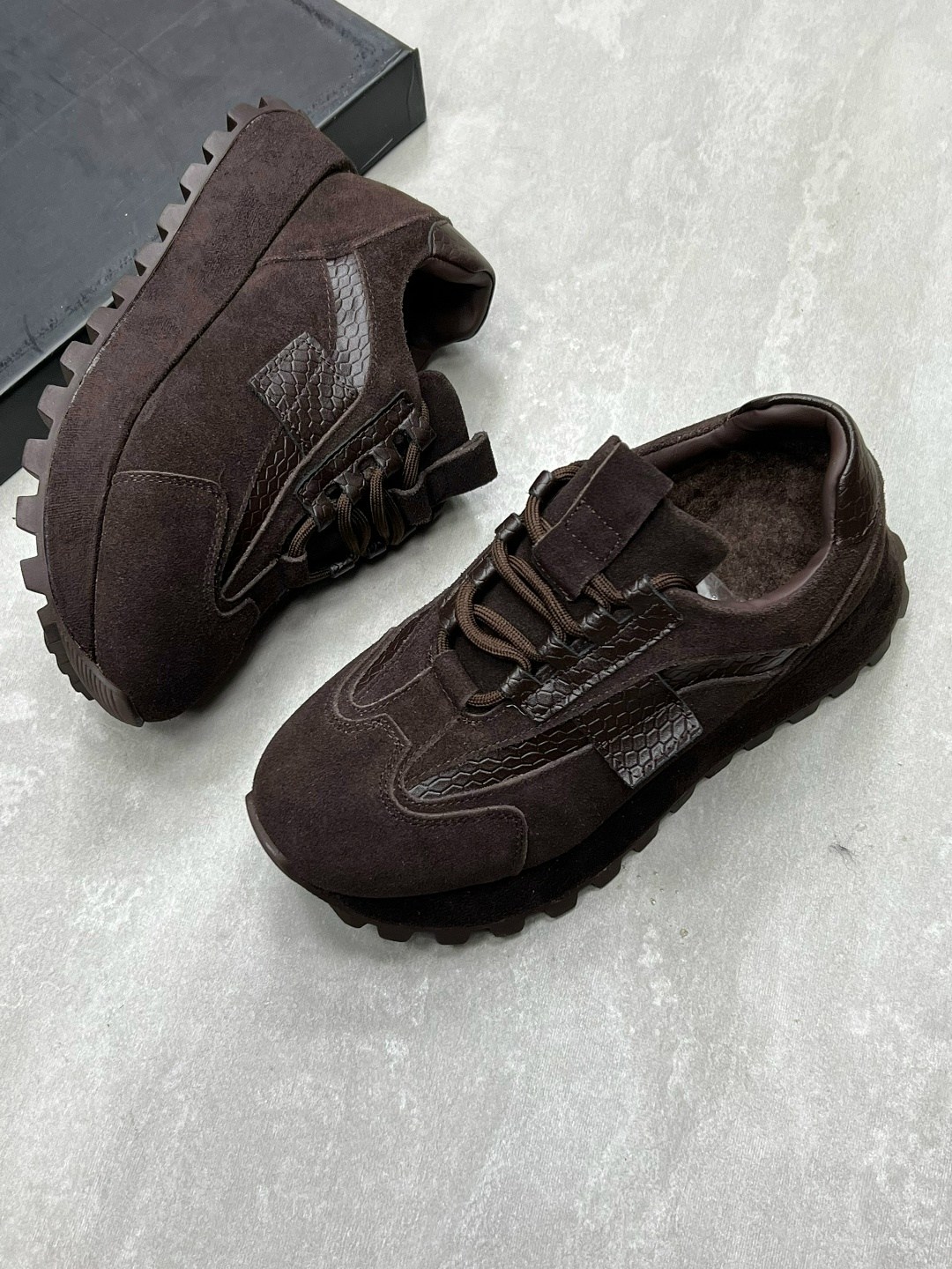 ,замшевые кроссовки,кроссовки женскиe,кроссовки коричневые женские,кроссовки для женщин