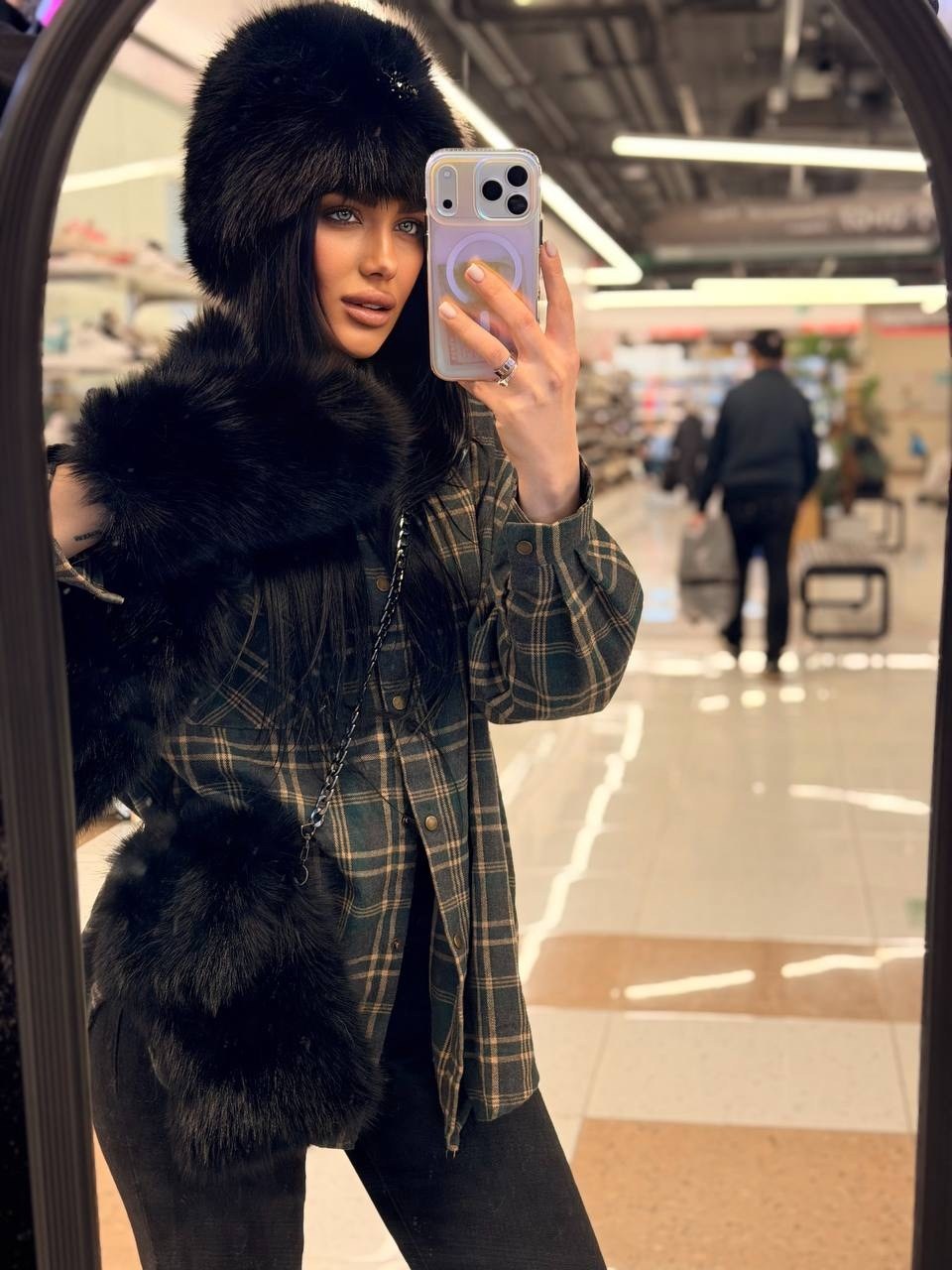 модные образы,меховая куртка,меховая шапка,женская мода