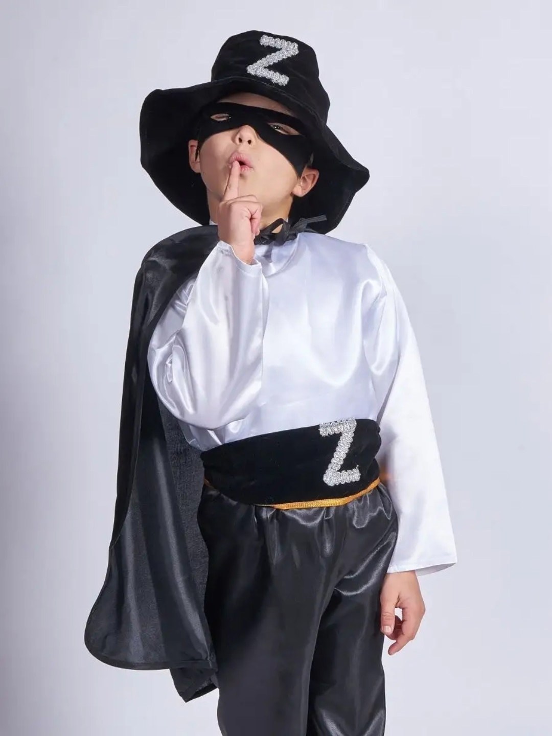 костюм зорро для мальчика,карнавальный костюм зорро,карнавальный костюм зорро для мальчика,костюм детский зорро зорро,костюм зорро батик