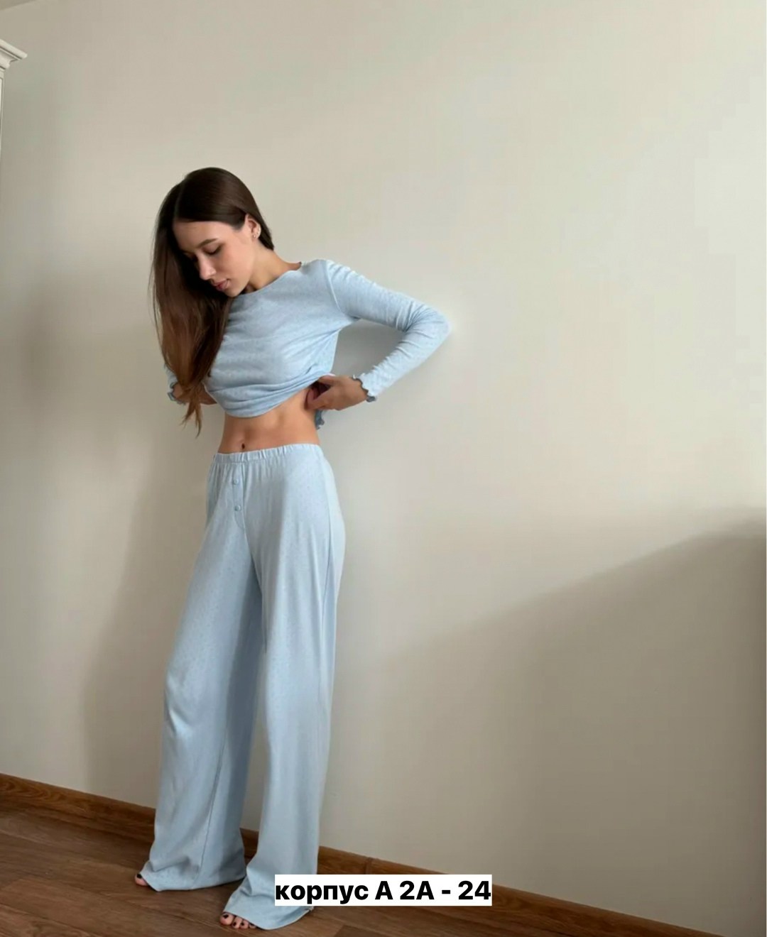 трикотажные костюмы,костюм с брюками,стильная пижама,костюм с брючками,женские костюмы