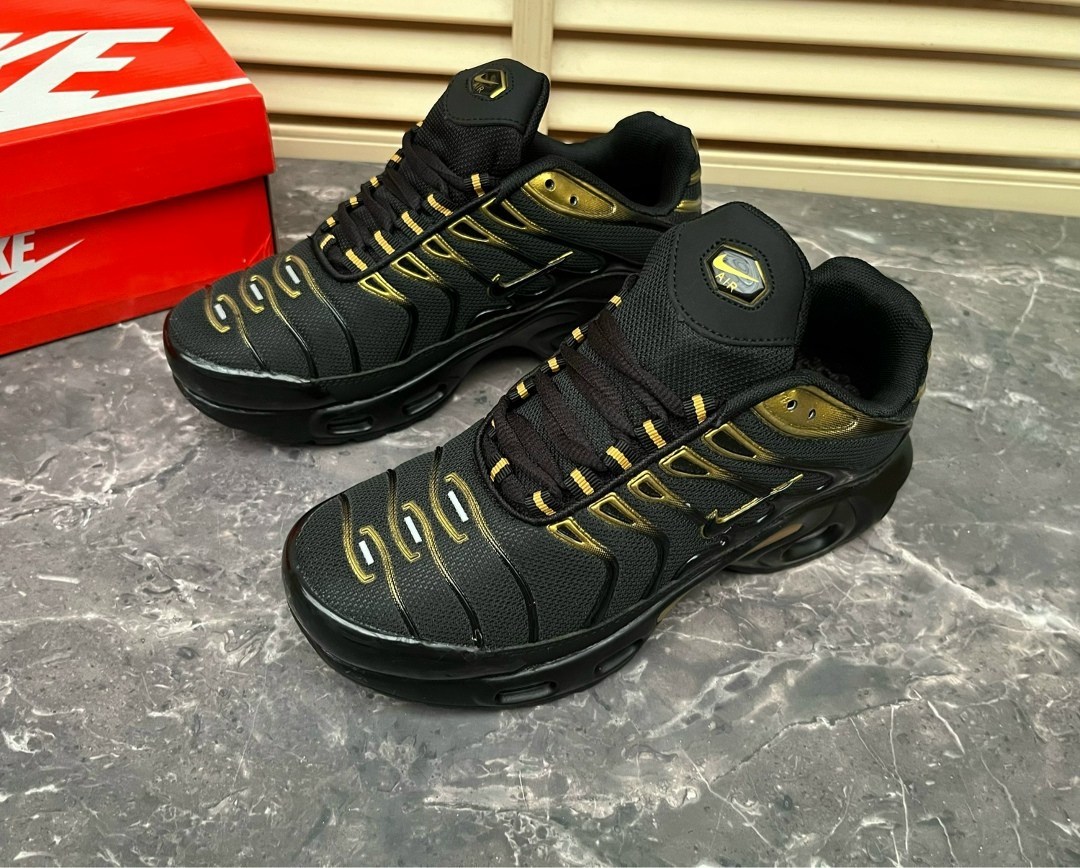 nike air max plus tn black,nike air max plus tn,мужские кроссовки nike air max plus,кроссовки,nike air max tn plus triple black