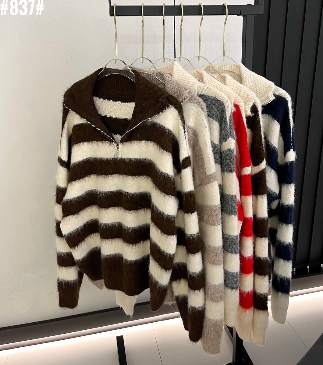 полосатый свитер,свитер в полоску,вязаный свитер в полоску,свитера женские,теплый свитер