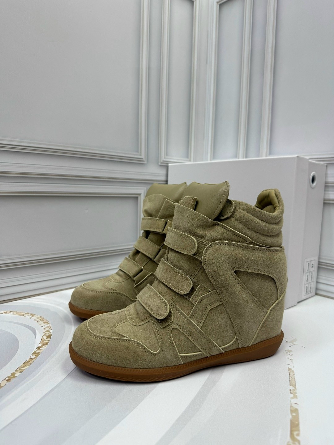 кроссовки изабель марант,сникерсы изабель марант,,изабель марант ,изабель марант кроссовки на танкетке