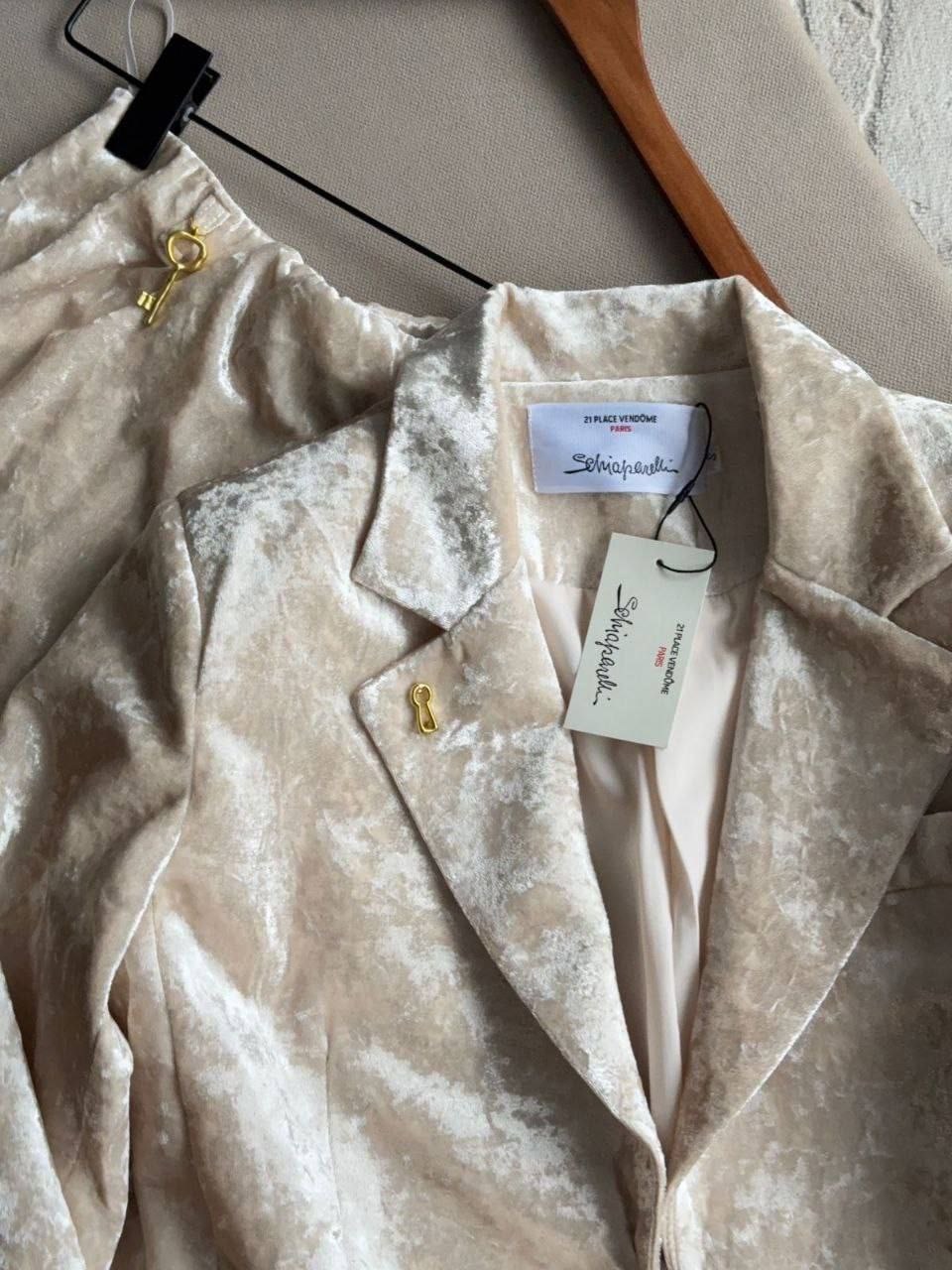 комбинезон с пайетками,блестящий пиджак,костюм с блестками,бархатный пиджак,блестящий костюм