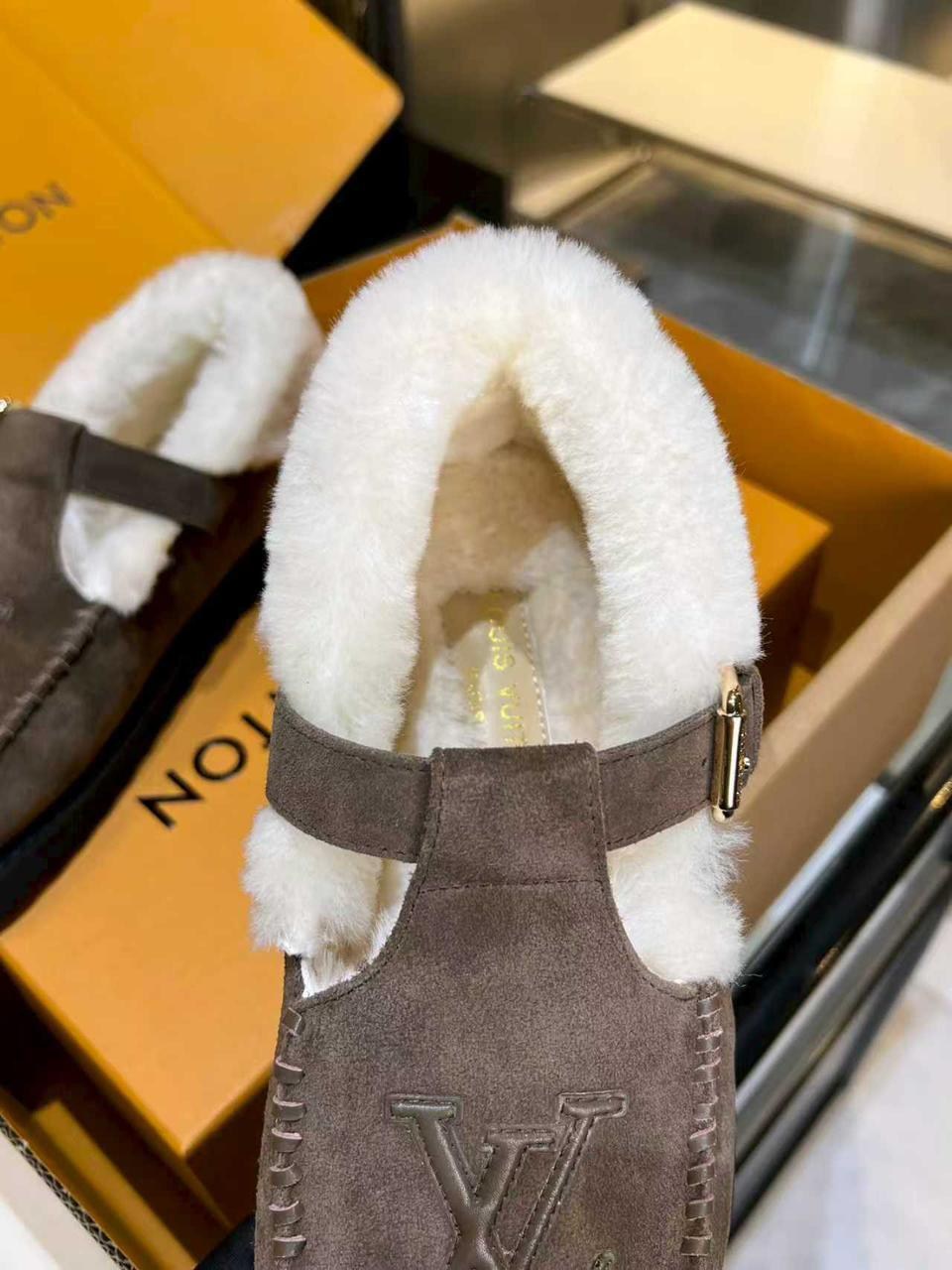 ,ботинки louis vuitton,меховая ,женская ,лоферы на меху