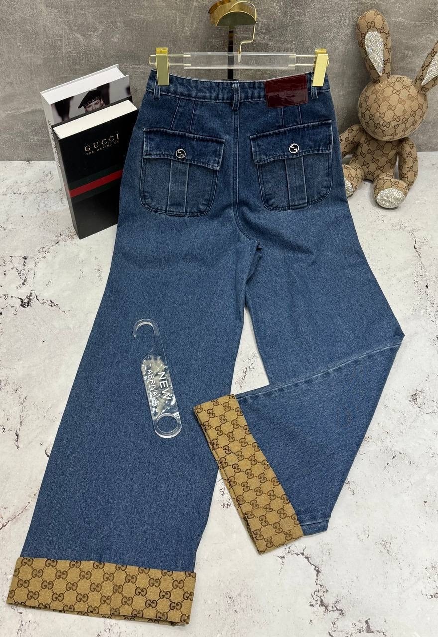 джинсы gucci,джинсы гуччи,джинсы женские,джинсы широкого кроя с логотипом gg gucci,стильные джинсы